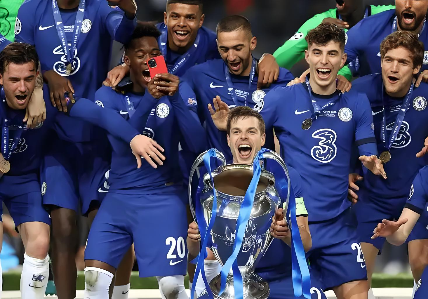 赛地聚焦：欧超杯今夜热度飙升，巴黎圣日耳曼迎来里程碑，质疑声仍在，赛程密集仍需轮换的简单介绍-英雄联盟下注