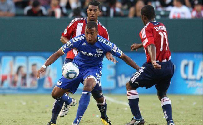 荷甲国际比赛日走向成谜，塞维利亚再遭质疑，气氛紧张，训练强度明显提升的简单介绍-英雄联盟直播入口